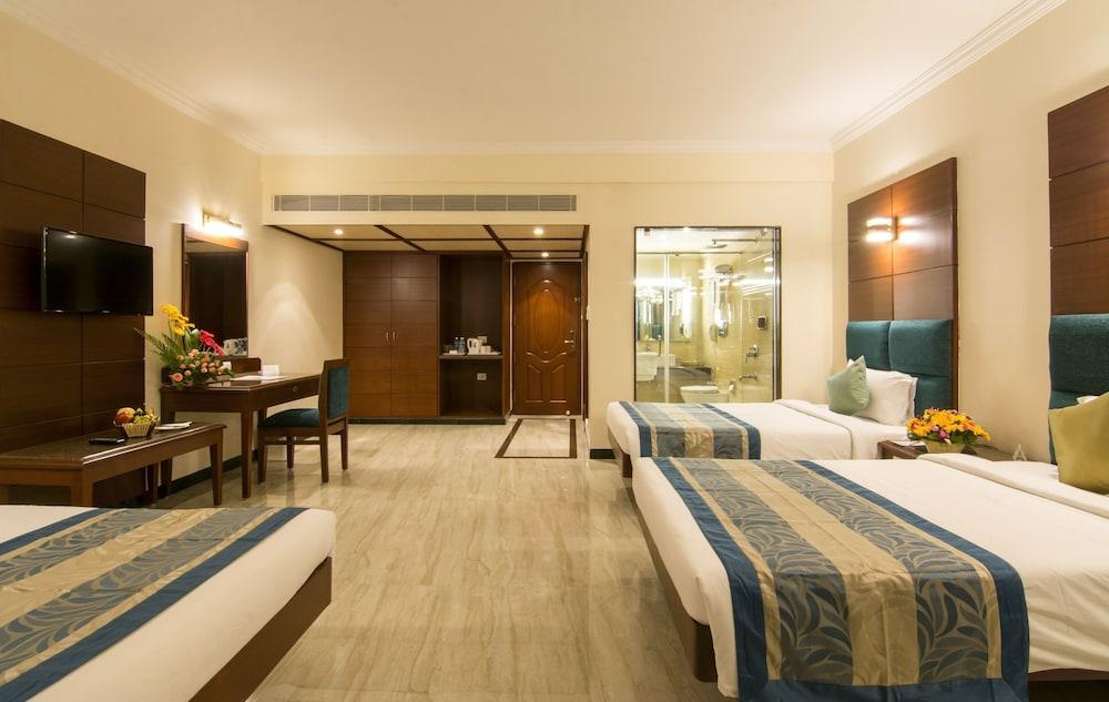 Shenbaga Hotel And Convention Centre Pondicherry Luaran gambar